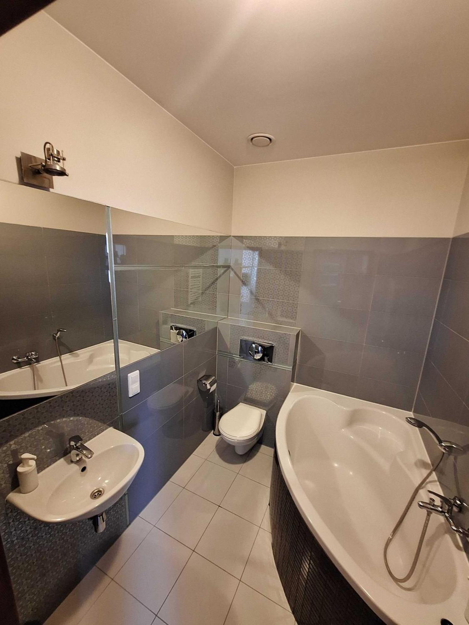 Apartamento Adler Bed&Breakfast Łódź Exterior foto